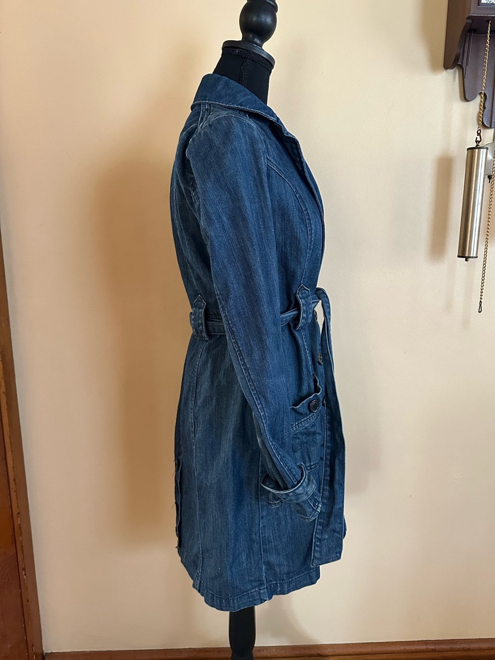 G by Guess Blue Denim Jean Belted Buttoned Coat Women’s size Medium - Picture 7 of 11
